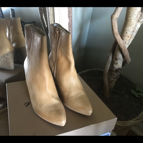 Matisse Tan Leather Wedge Ankle Boot - Picture 4 of 5